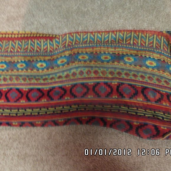 Colourful scarf - Picture 2 of 2